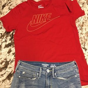 Nike t shirt